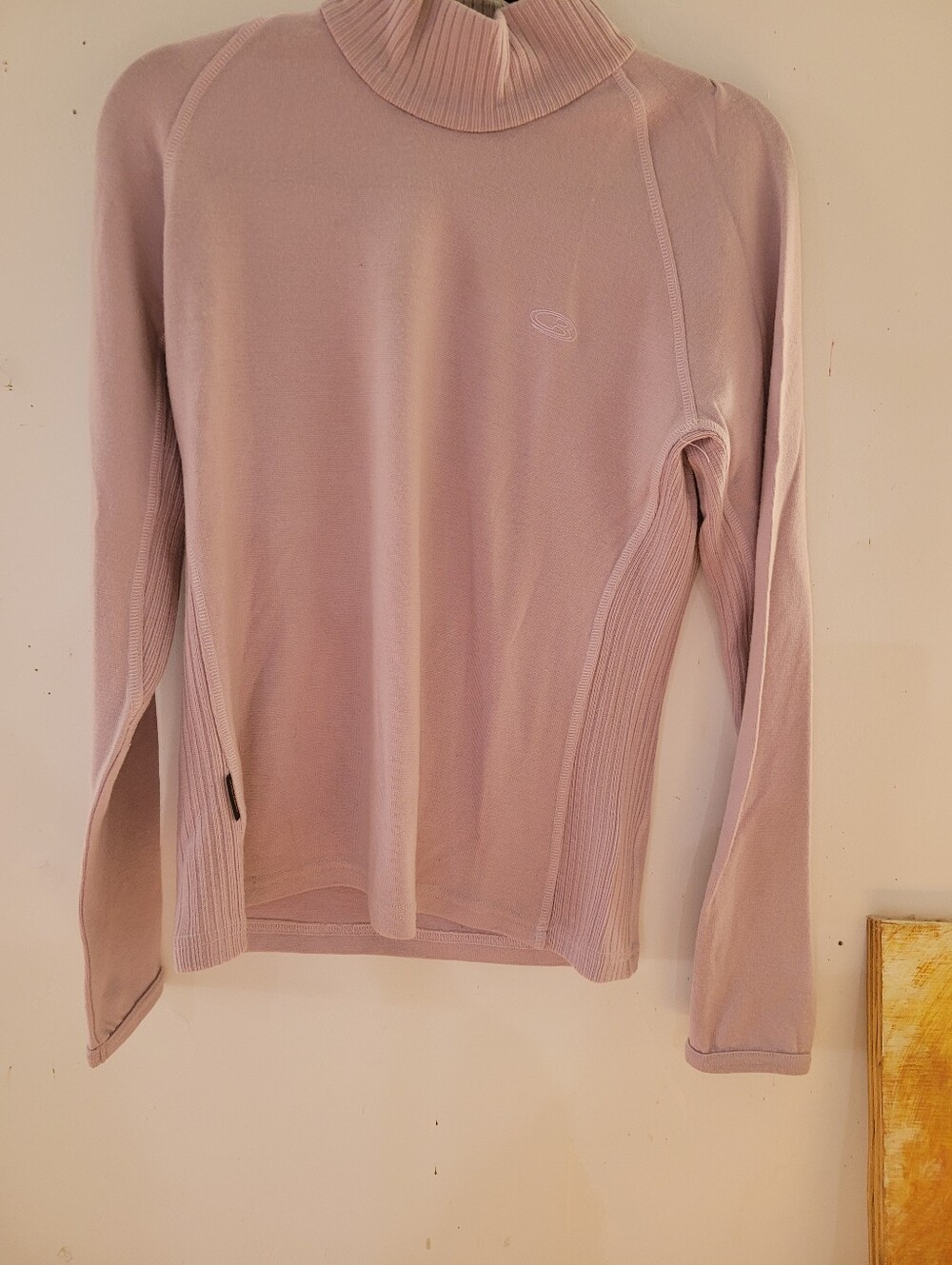 Icebreaker M 320 Pure 100% Merino Sweater in Light Lavender